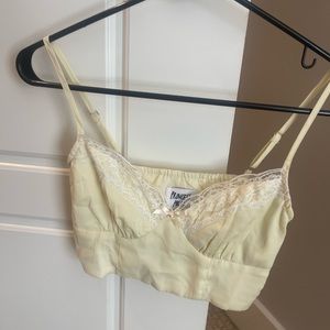 princess polly size 2 yellow lace crop top